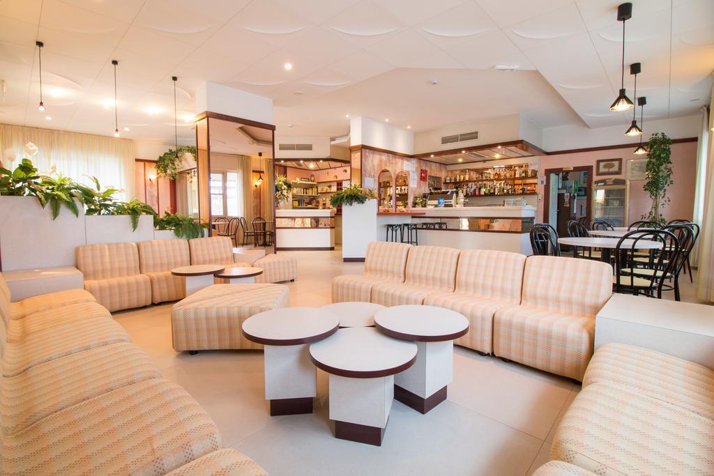 Residence Hotel Amalfi 리도 디 사비오 외부 사진